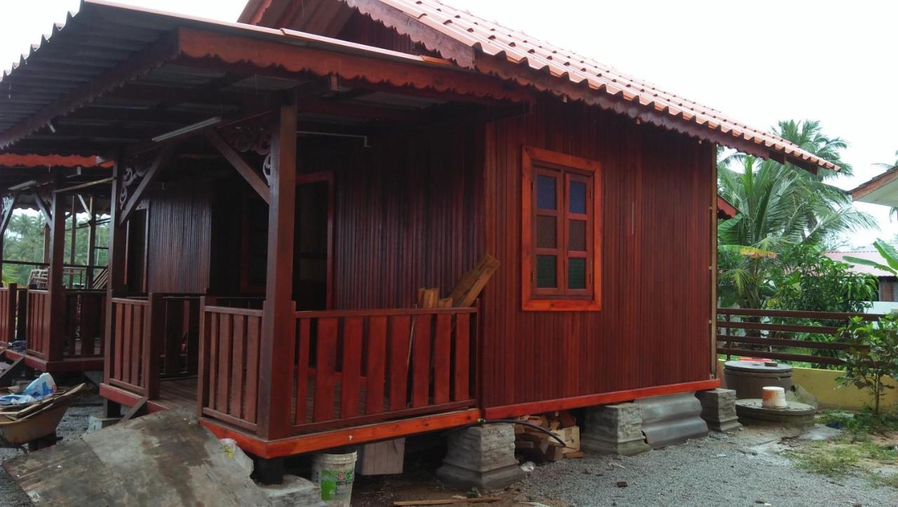 Chalet Kb Wakaf Kayu Kota Bharu Exterior foto
